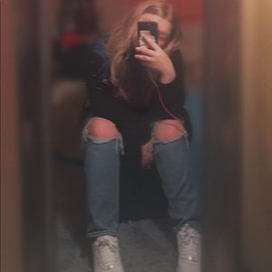 Meet your Posher, Ava